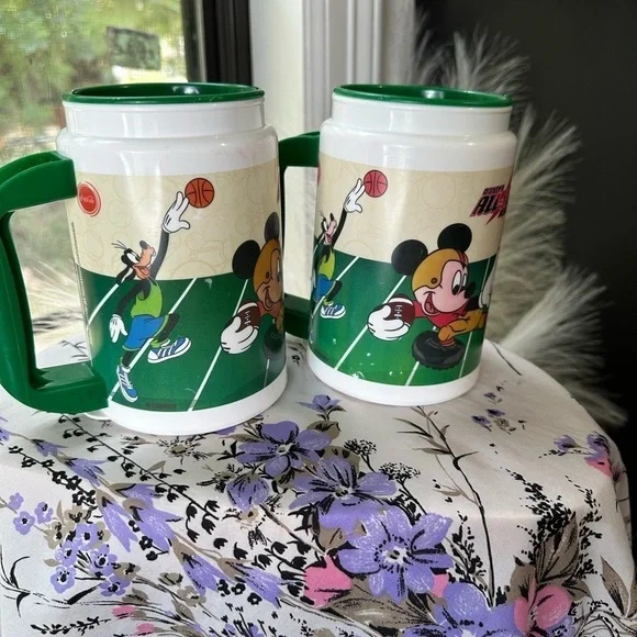 Disney Travel Mugs - Picture 7 of 8